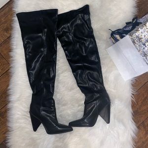 Very sexy high thigh boots